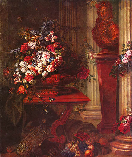 Vase mit Blumen und Bronzebüste Ludwigs XIV.